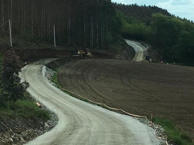 ¿Cuánto se tarda en nivelar un terreno?